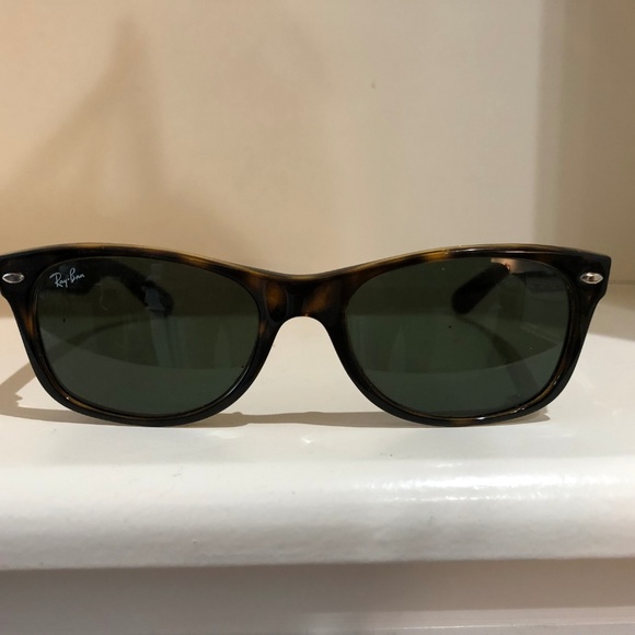 Ray Ban Tortoise New Wayfarer main image 3